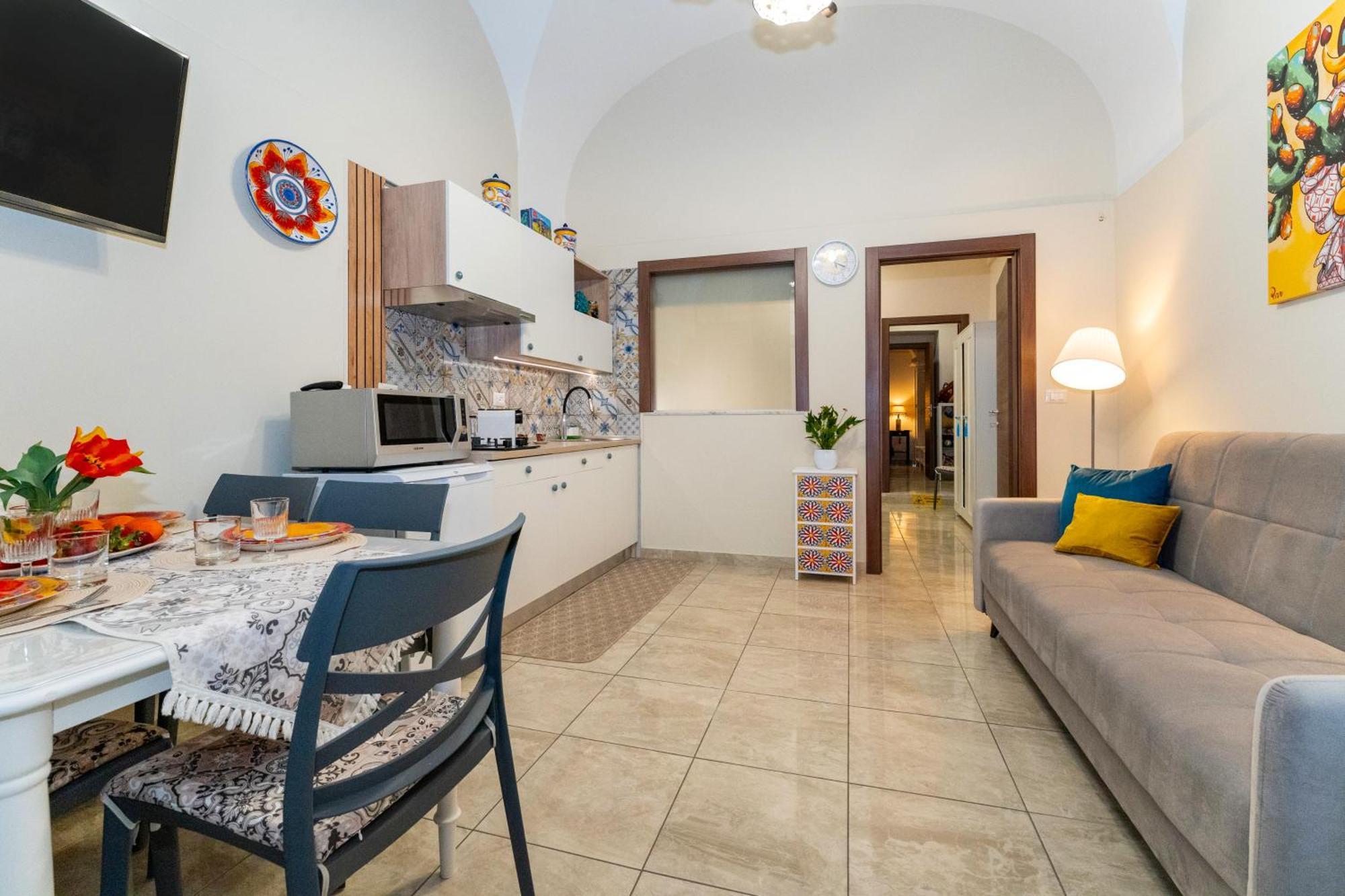 Catania Easy Center Home Exterior photo